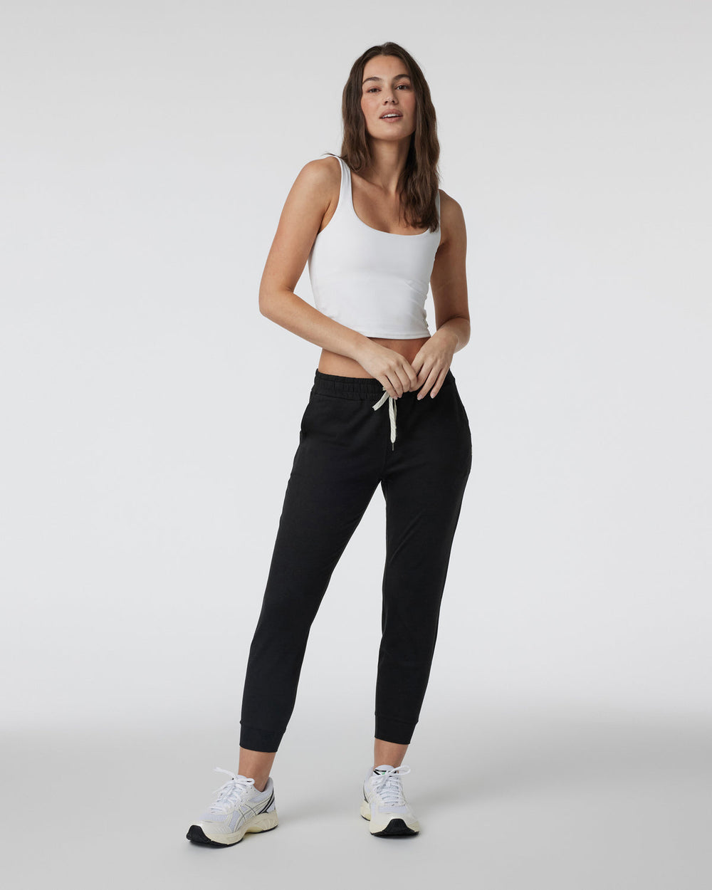 Daily Crop Women's White Crop Tank Top | Vuori Clothing