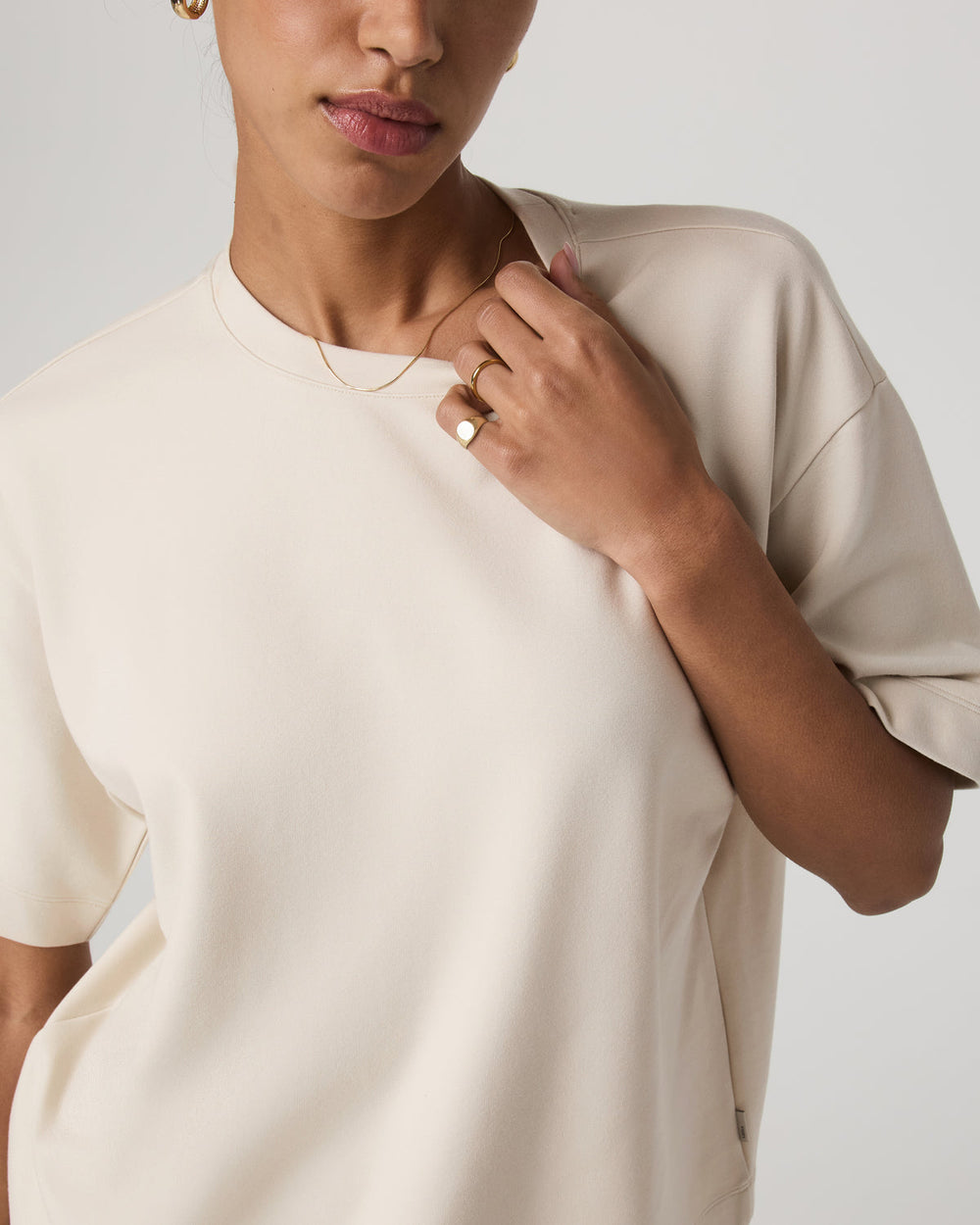 Short Sleeve Maven Oversized Tee Women's Bone Tee Shirt | Vuori Online