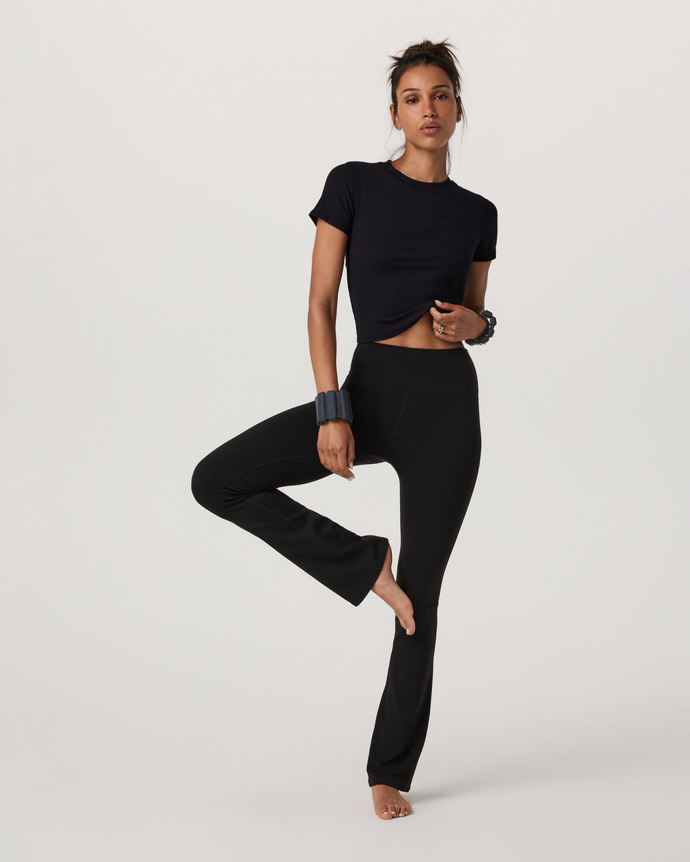 Pose Fitted Tee Women's Black Fitted Shirt | Vuori Sale