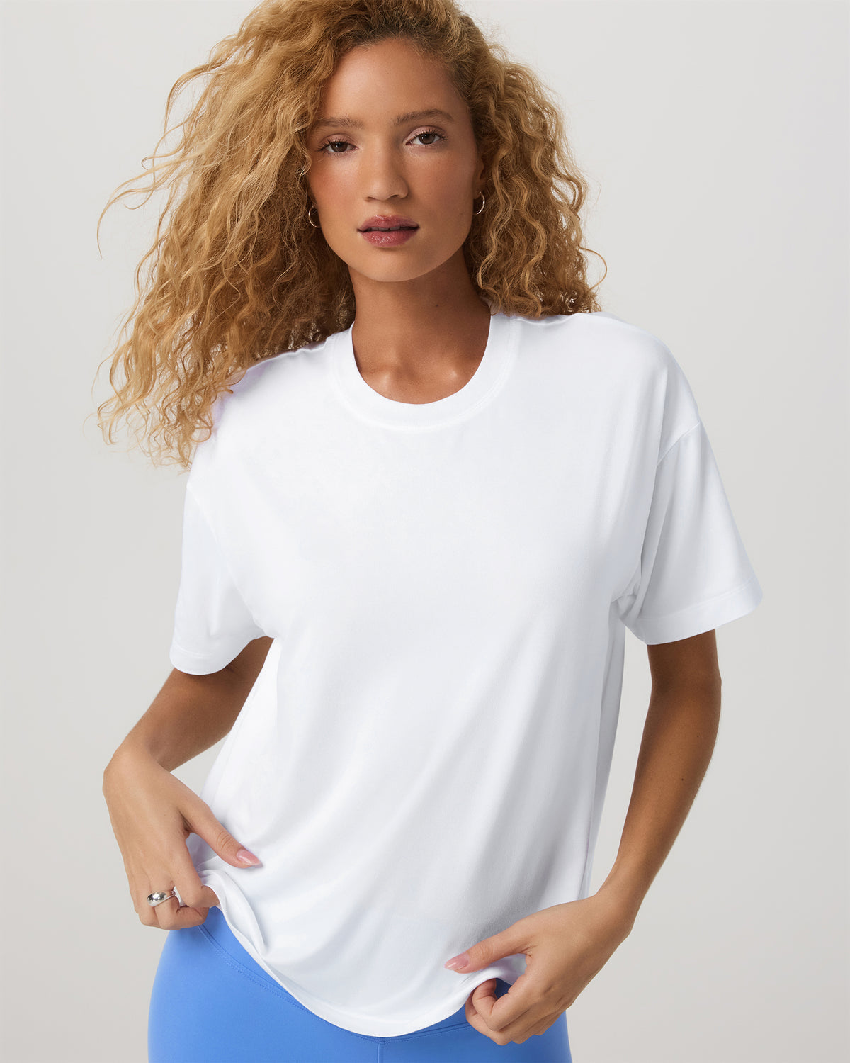 Energy Long Tee Women's White Performance Tee Shirt | Vuori Outlet
