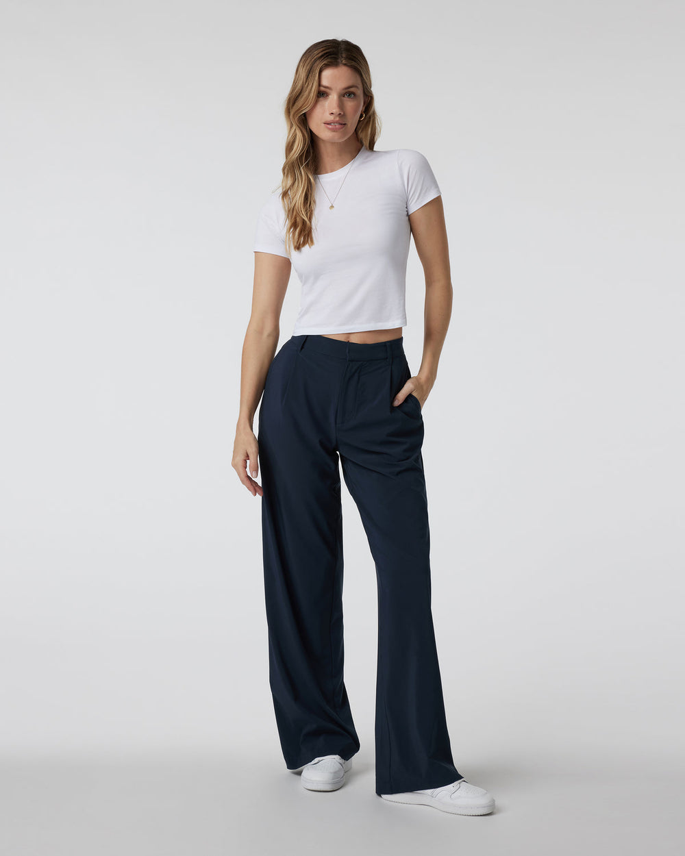 Feather Baby Tee Women's White Fitted Tee | Vuori On sale