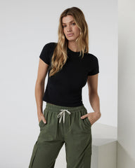 Feather Baby Tee Women's Black Fitted Tee | Vuori Online