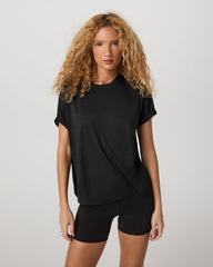 Energy Long Tee Women's Black Heather Fitness Tee Shirt | Vuori Clothing