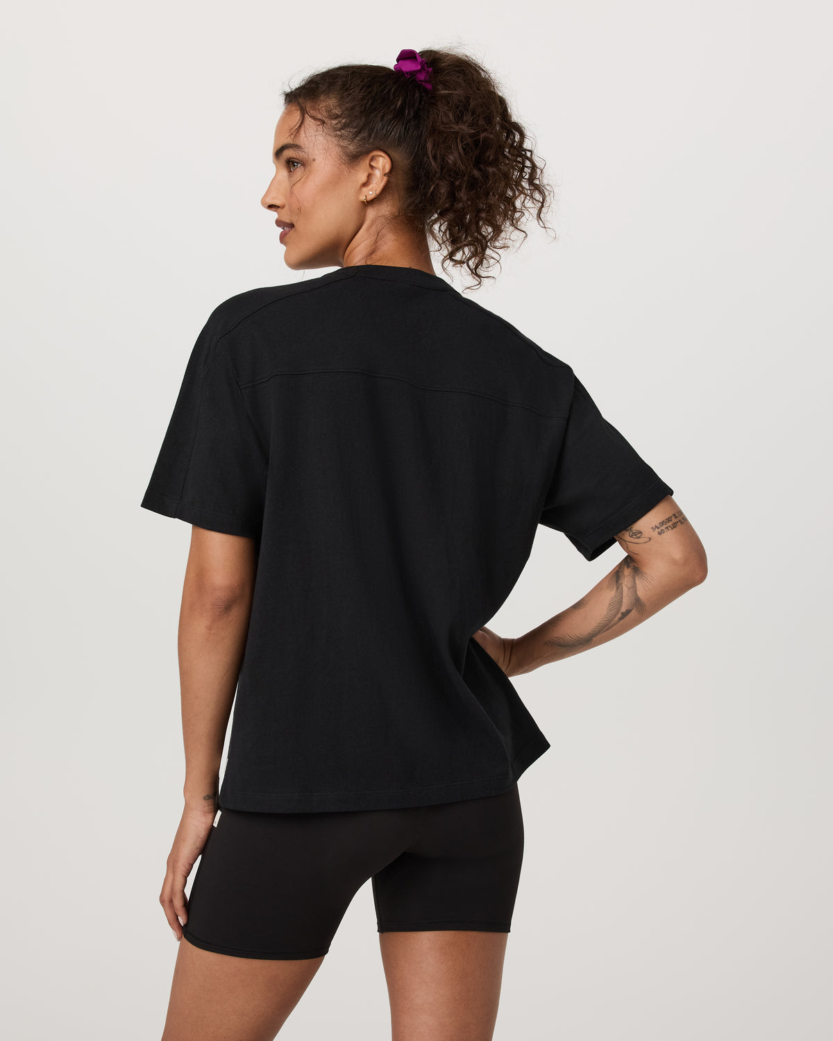 Short Sleeve Heavyweight Oversized Cotton Tee Black | Vuori On sale