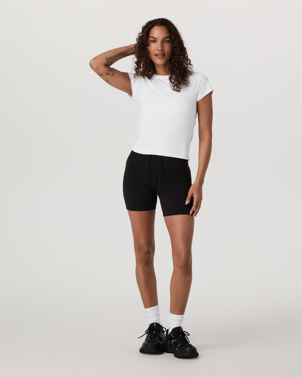 Short Sleeve Seamless Surge Tee White | Vuori US