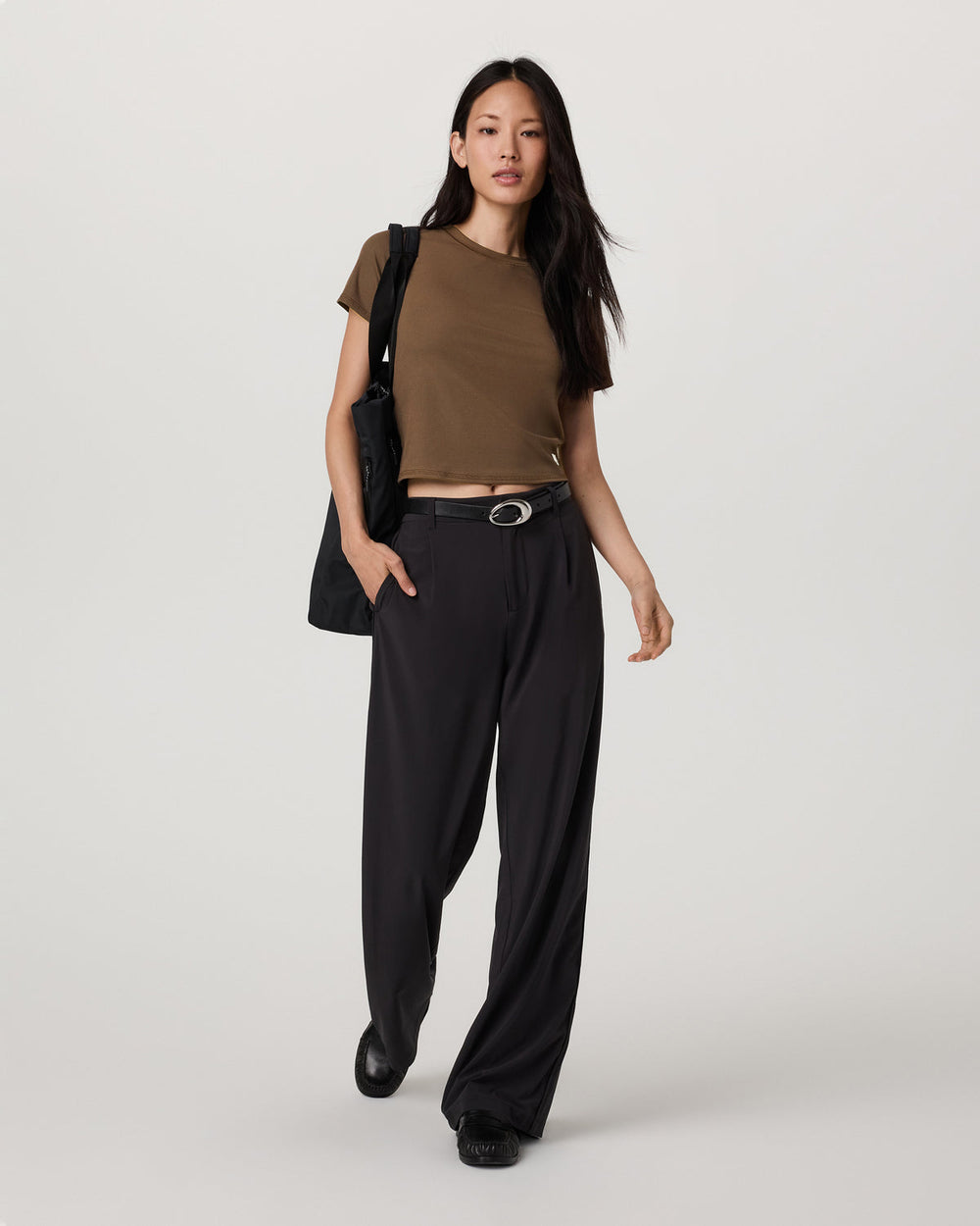 Pose Fitted Tee Women's Espresso T-Shirt | Vuori On sale