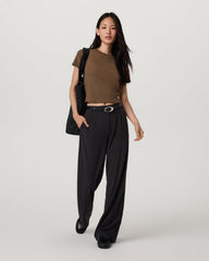 Pose Fitted Tee Women's Espresso T-Shirt | Vuori On sale
