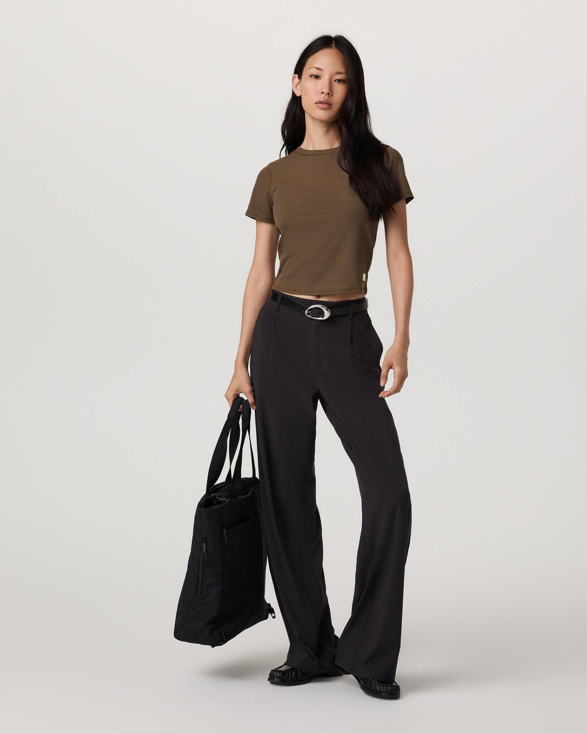 Pose Fitted Tee Women's Espresso T-Shirt | Vuori On sale