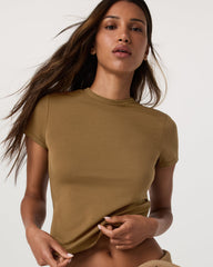 Short Sleeve Feather Classic Tee Women's Rum T-Shirt | Vuori Online