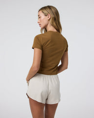 Feather Baby Tee Women's Rum Fitted Tee | Vuori Outlet