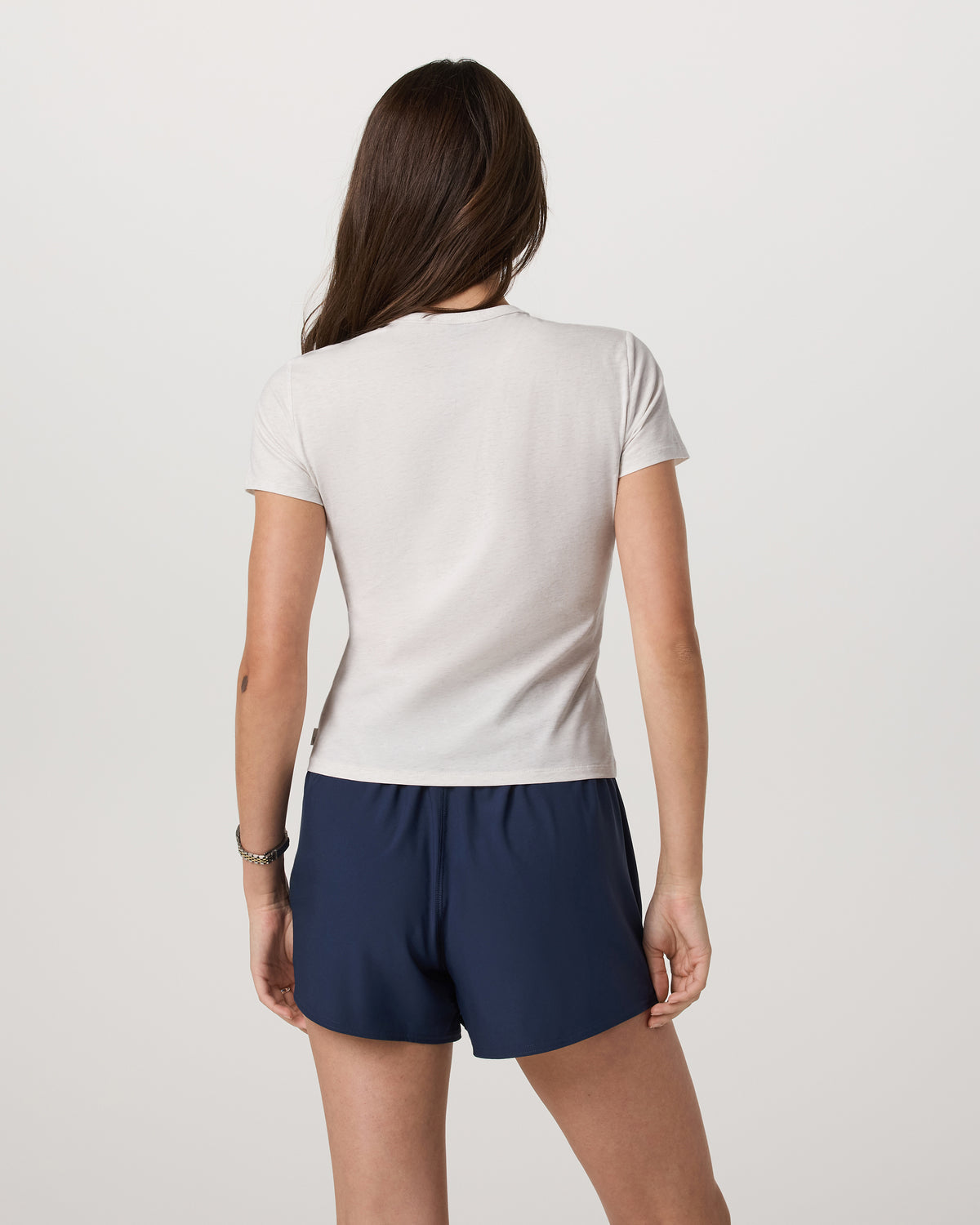 Short Sleeve Feather Classic Tee White Heather T-Shirt | Vuori US