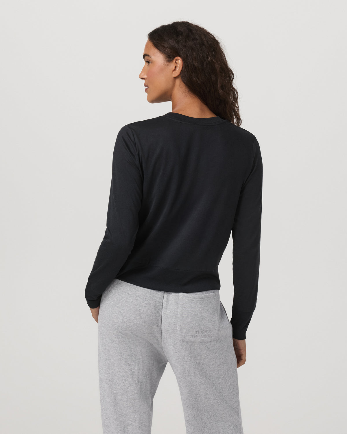 Daydream Crew Lightweight Black Long Sleeve Shirt | Vuori Outlet