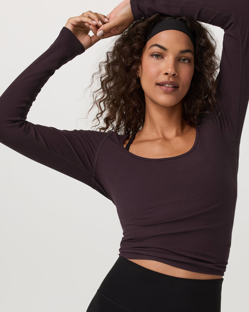 Long Sleeve Cove Ultra Scoop Women's Raisin Shirt | Vuori Clothing