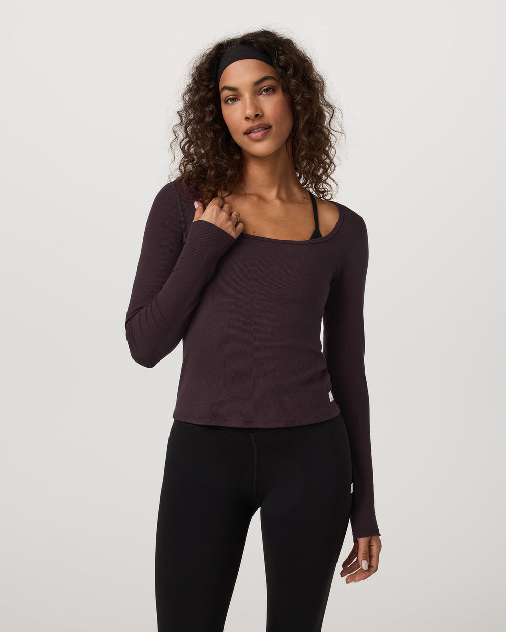 Long Sleeve Cove Ultra Scoop Women's Raisin Shirt | Vuori Clothing