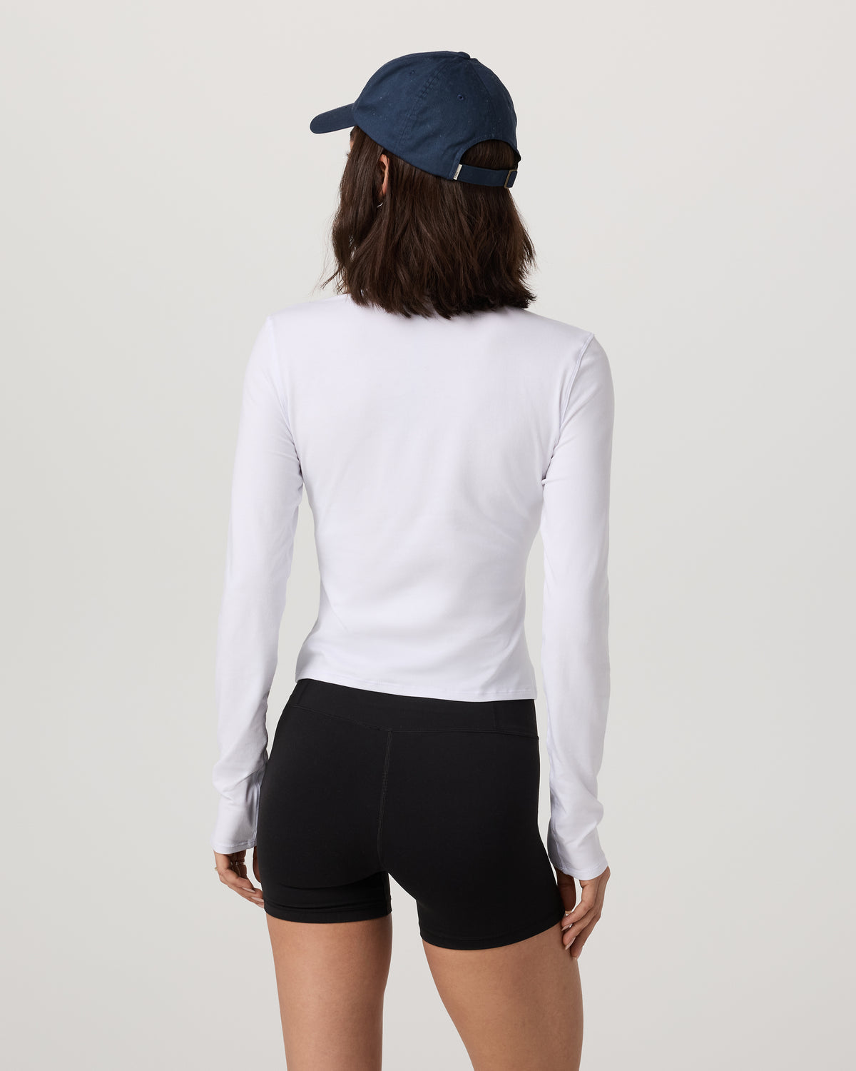 Long Sleeve Tuvalu Henley Women's White Shirt | Vuori