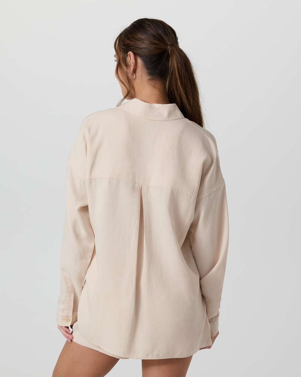 Trestles Twill Button Up Sand Dollar | Vuori On sale
