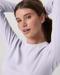 Long Sleeve Pose Crew Women's Lavender Ice Crewneck | Vuori Clothing