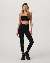 Daily Form Bra Women's Black Sports Bra | Vuori Online