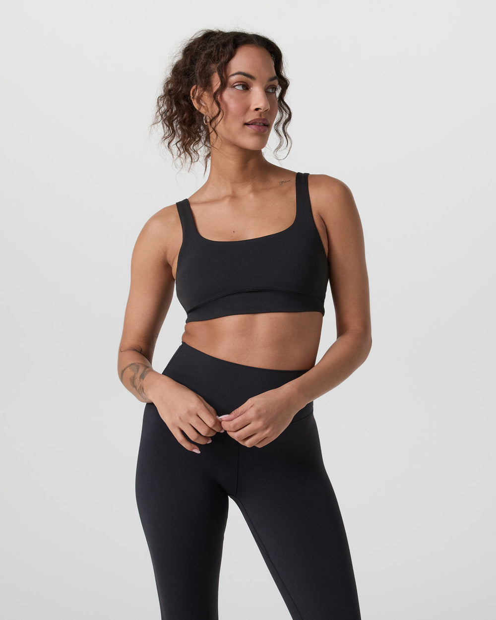 Vuori AllTheForm™ Bra Black | Vuori On sale