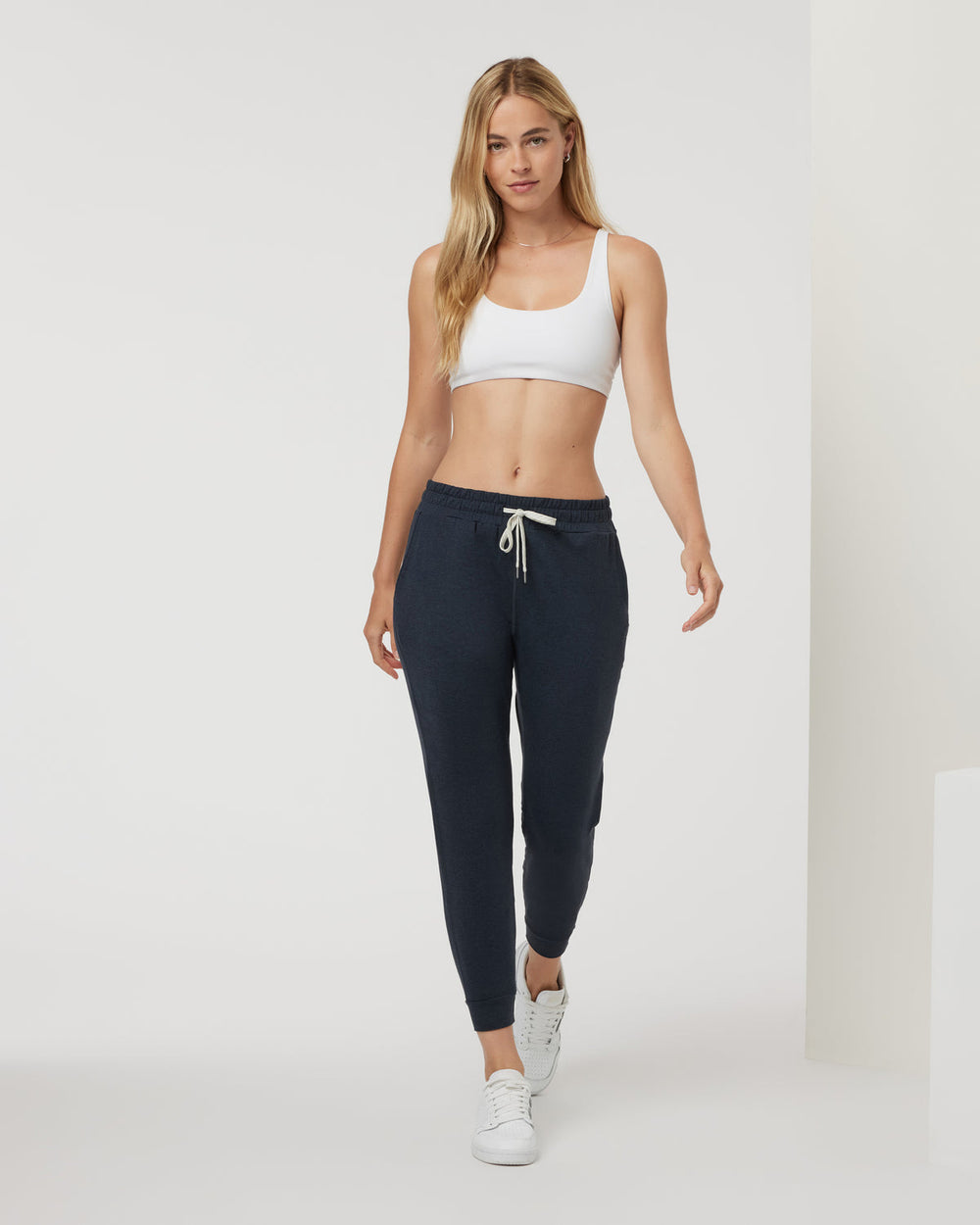 Yosemite Bra Women's White Sports Bra | Vuori Outlet