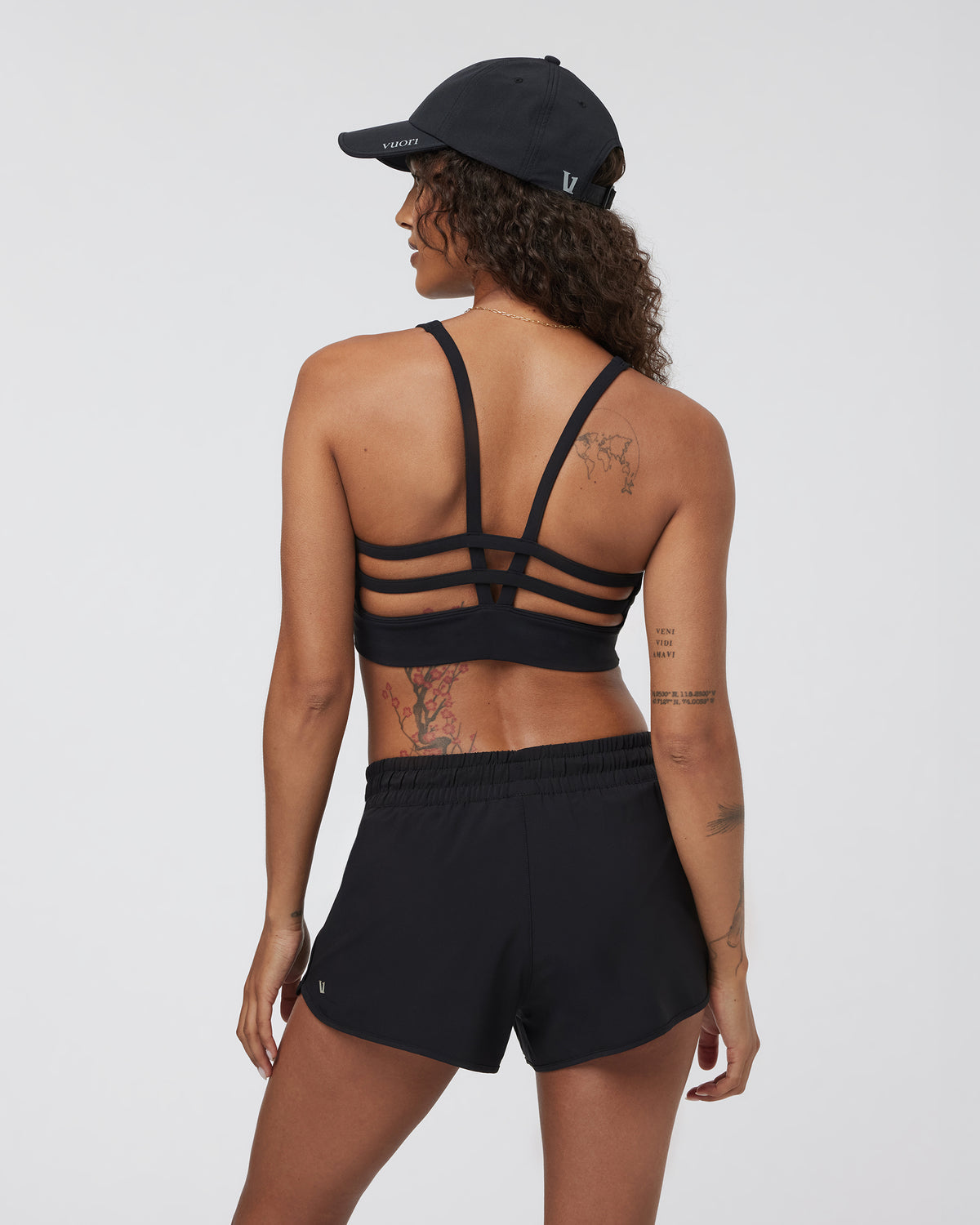 Yosemite Longline Bra Black Strappy Sports Bra | Vuori Discount