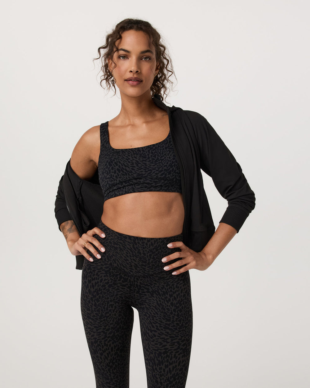 Vuori AllTheForm™ Bra Black Blurred Torrent Sports Bra | Vuori For sale