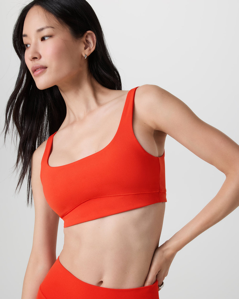 Vuori AllTheForm™ Bra Bright Poppy | Vuori US