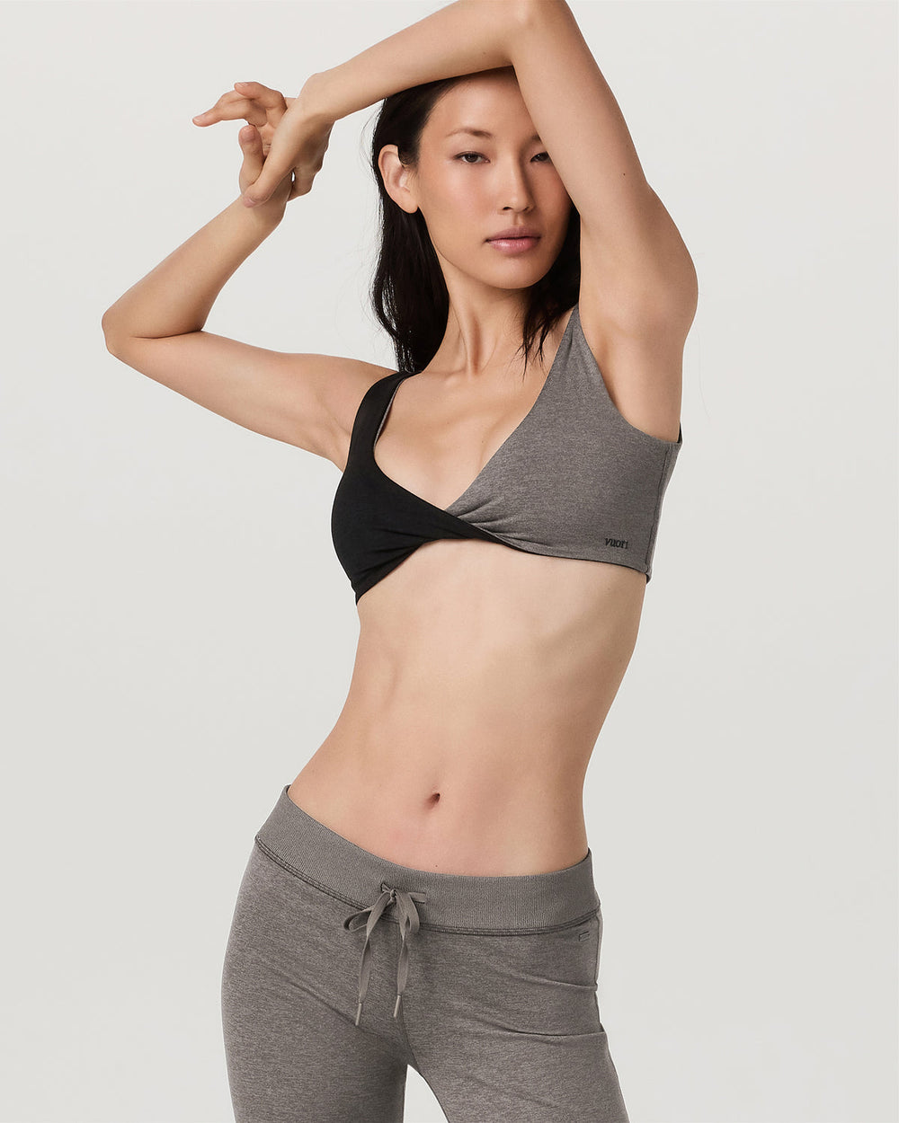 Halo Reversible Bra Women's Chia Heather Sports Bra | Vuori Sale