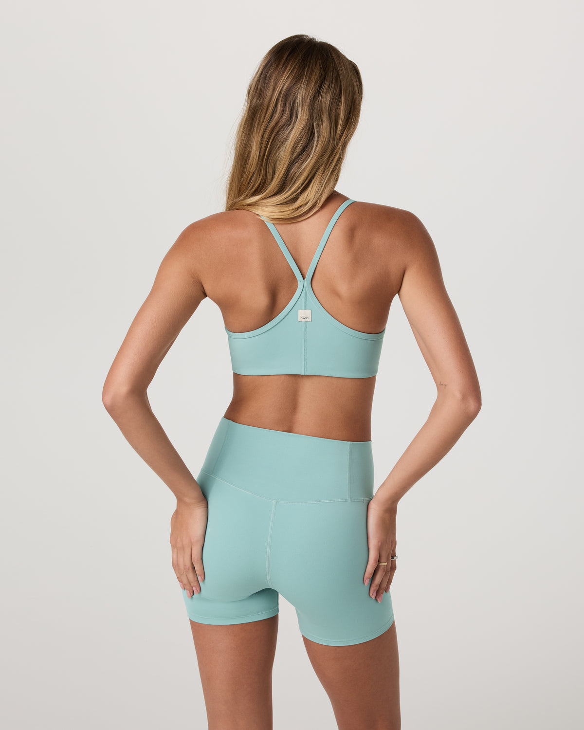 Vuori AllTheFeels™ Bra Sea Spray | Vuori Outlet