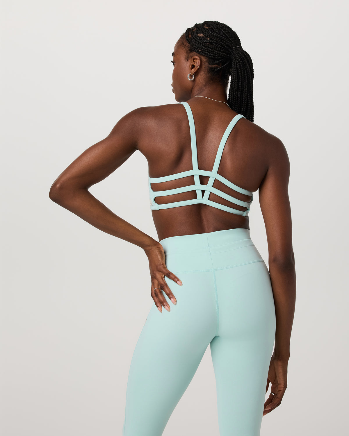 Yosemite Bra Women's Spearmint Strappy Sports Bra | Vuori Sale