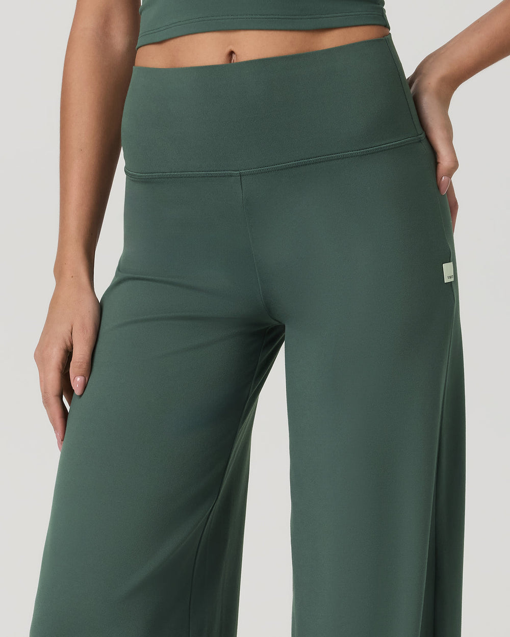Halo Easy Wideleg Pant Women's Agate Green Wideleg Pant | Vuori Outlet