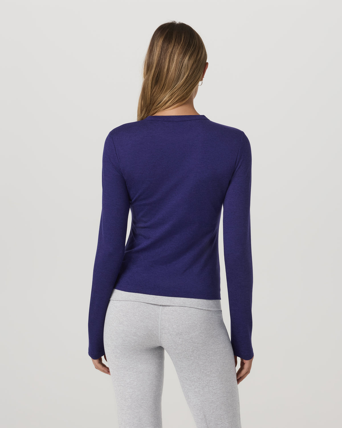 Long Sleeve Halo Essential Crew Tee Stellar Sky Heather | Vuori Clothing