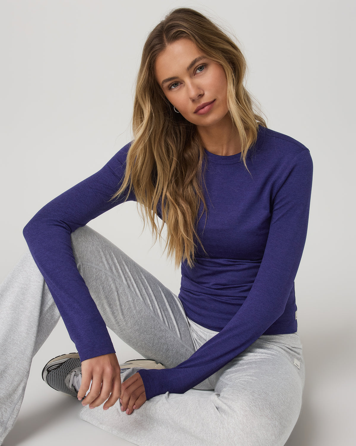 Long Sleeve Halo Essential Crew Tee Stellar Sky Heather | Vuori Clothing