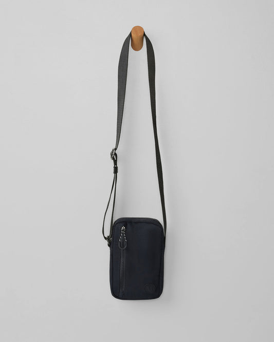 All Around Crossbody Black Bag | Vuori