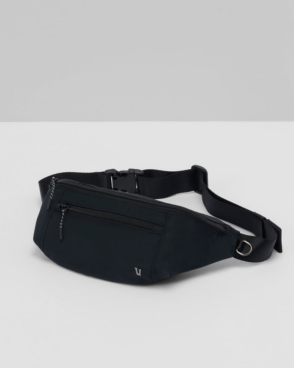Vuori Sling 2.0 Black Sling Bag & Hip Pack | Vuori Outlet