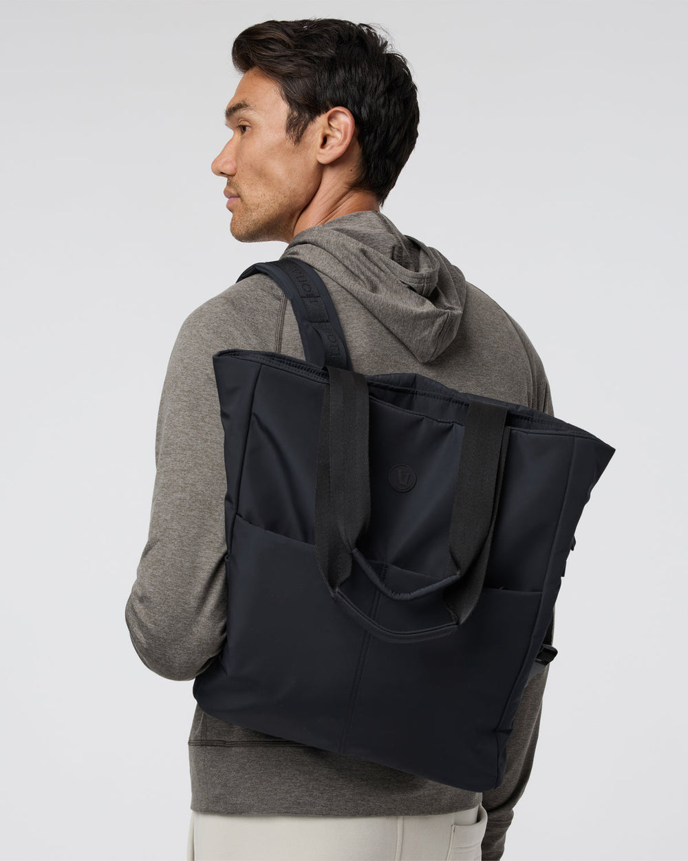 V1 Convertible Tote Bag 2.0 Black | Vuori