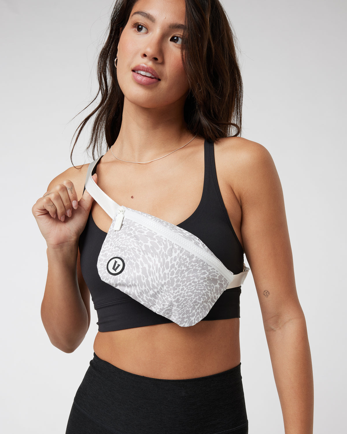 ALOHA-Mini Hip Pack Salt Umber Blurred Torrent | Vuori Online