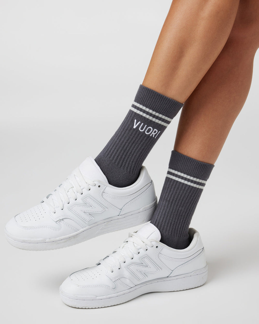 Vuori Crew Sock Charcoal Performance Crew Socks | Vuori Sale