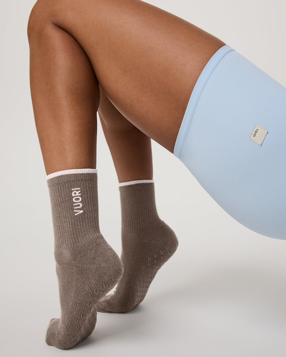 Half Crew Gripper Sock Smokey Taupe Grip Socks | Vuori Discount