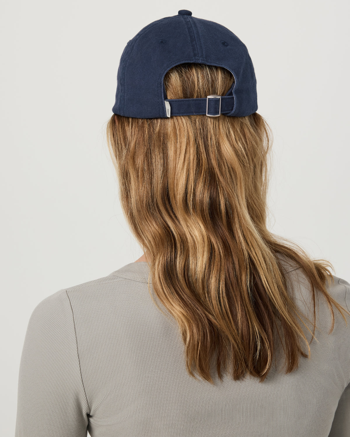 Vuori Dad Hat Low Profile Navy Hat | Vuori Outlet