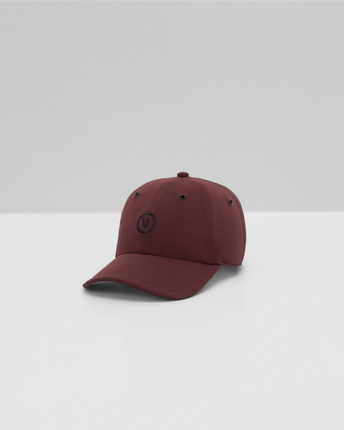 Kore Elevate Hat Burgundy Hat | Vuori Sale