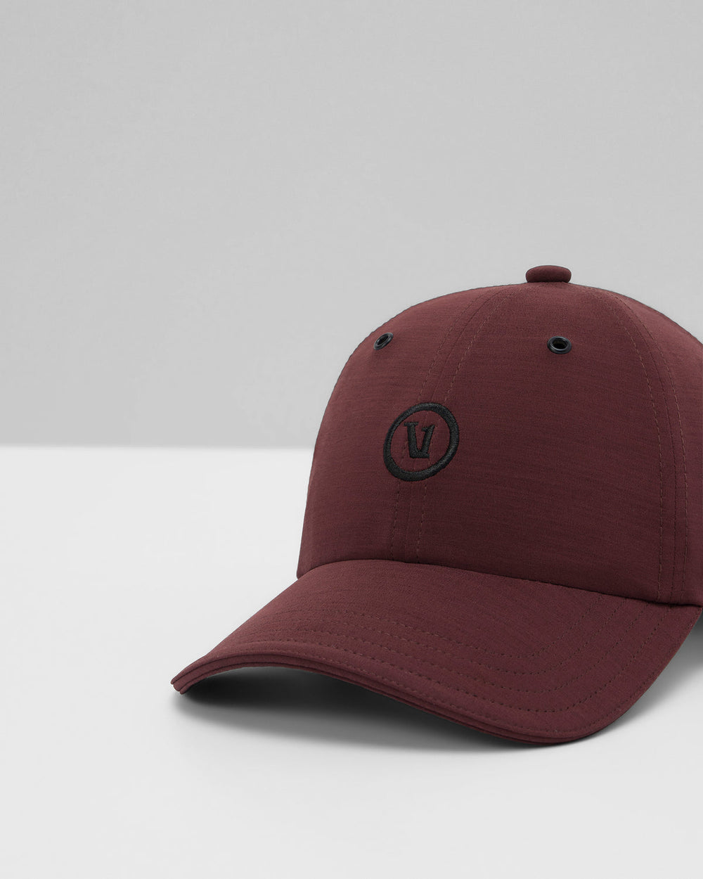 Kore Elevate Hat Burgundy Hat | Vuori Sale