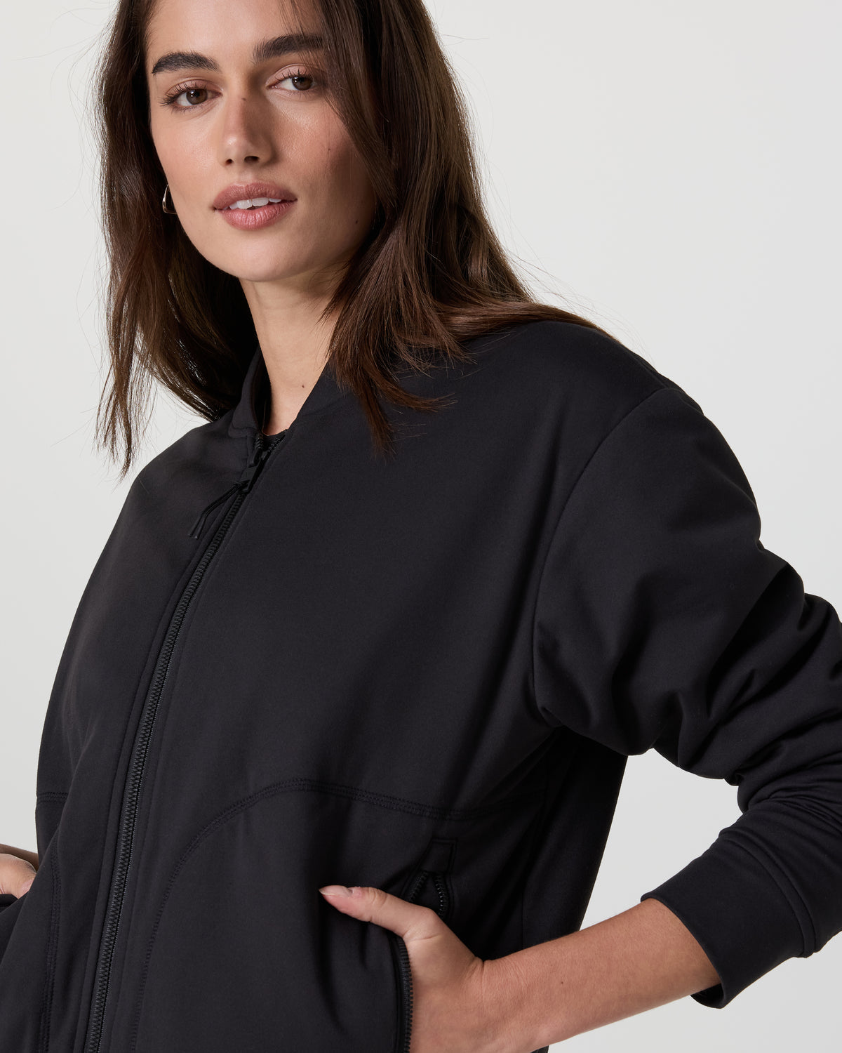 Halo Basin Bomber Women's Solid Black Jacket | Vuori