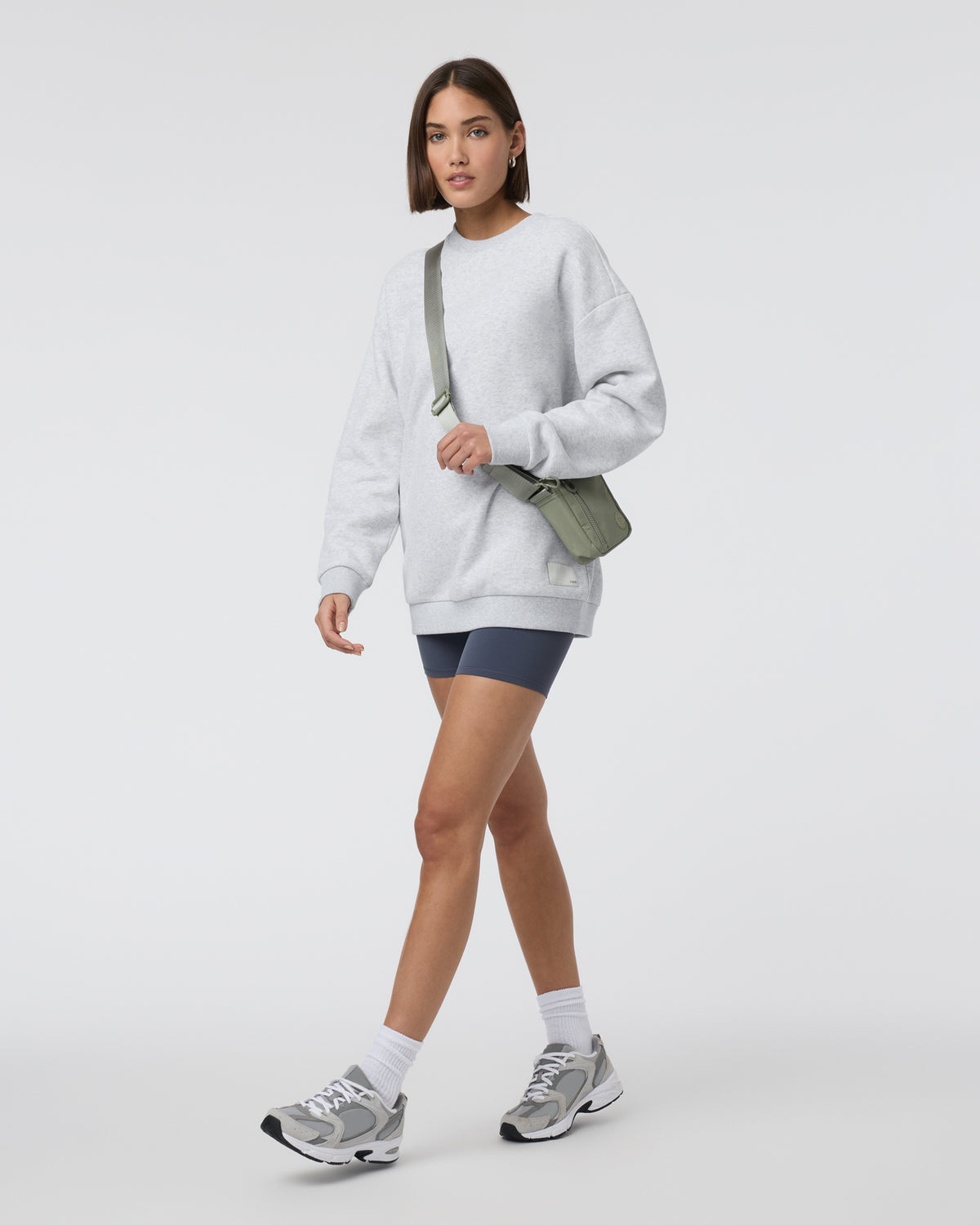 Restore Oversized Crew 2.0 Pale Grey Heather | Vuori Sale