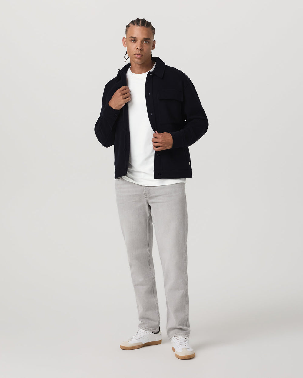 Vuori Vintage Jean Classic Fit 30" Men's MoonWash Denim | Vuori US