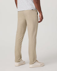 Men's Cascade Tech Chino Athletic Slim Fit 30" Trench | Vuori US