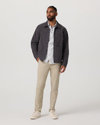Men's Cascade Tech Chino Athletic Slim Fit 30" Trench | Vuori US