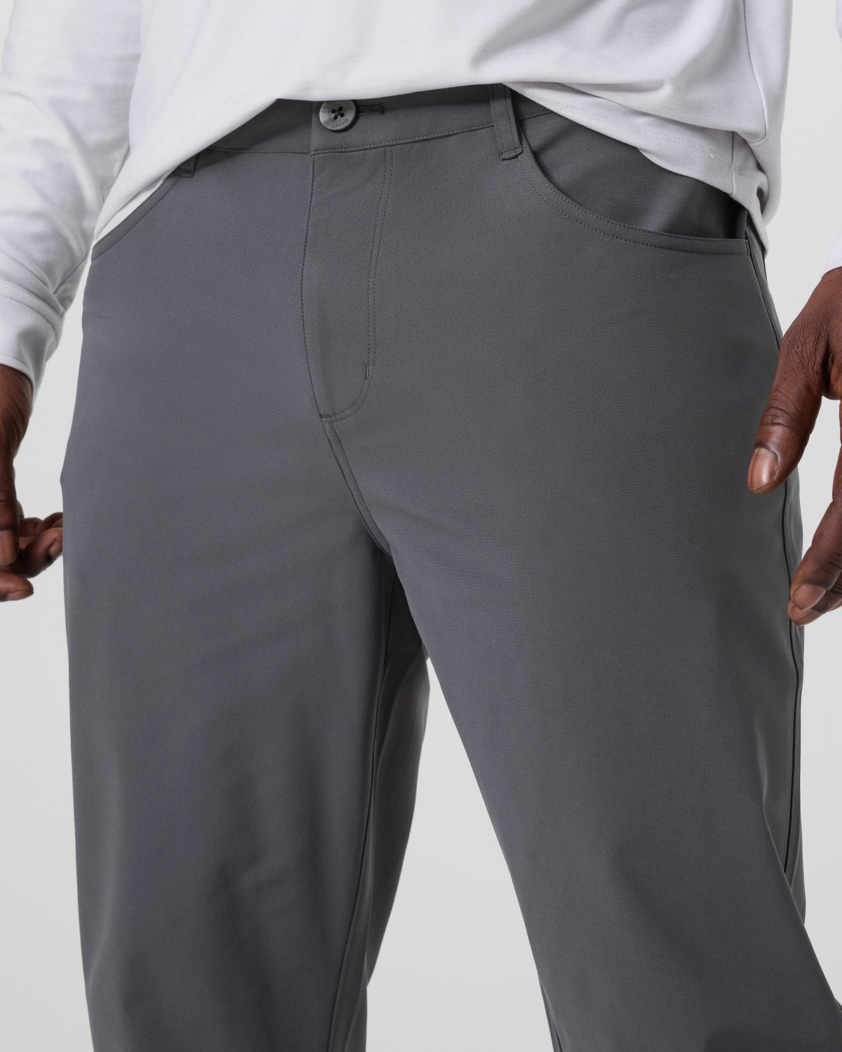 Meta Pant Classic Fit 30" Charcoal | Vuori Clothing