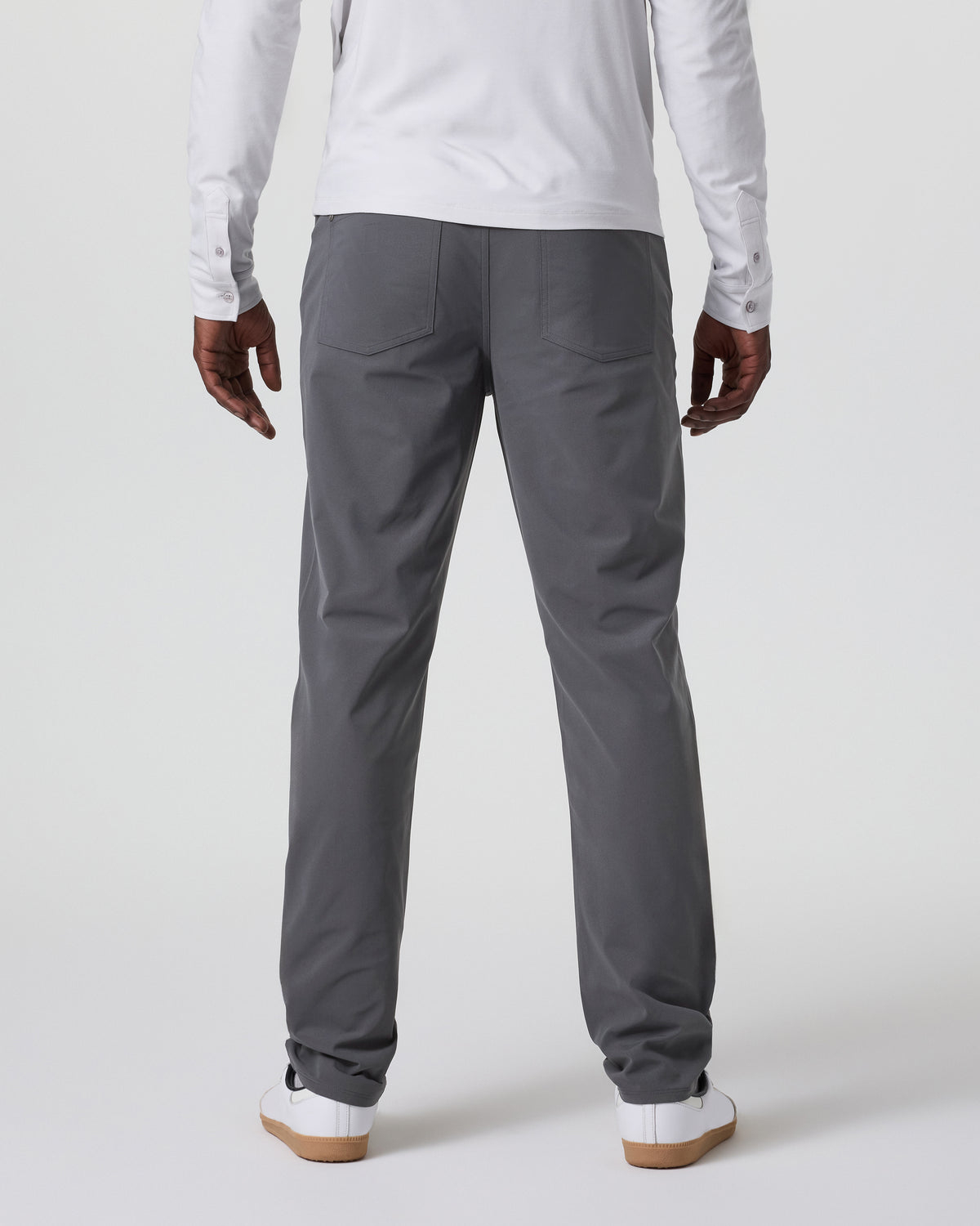 Meta Pant Classic Fit 30" Charcoal | Vuori Clothing