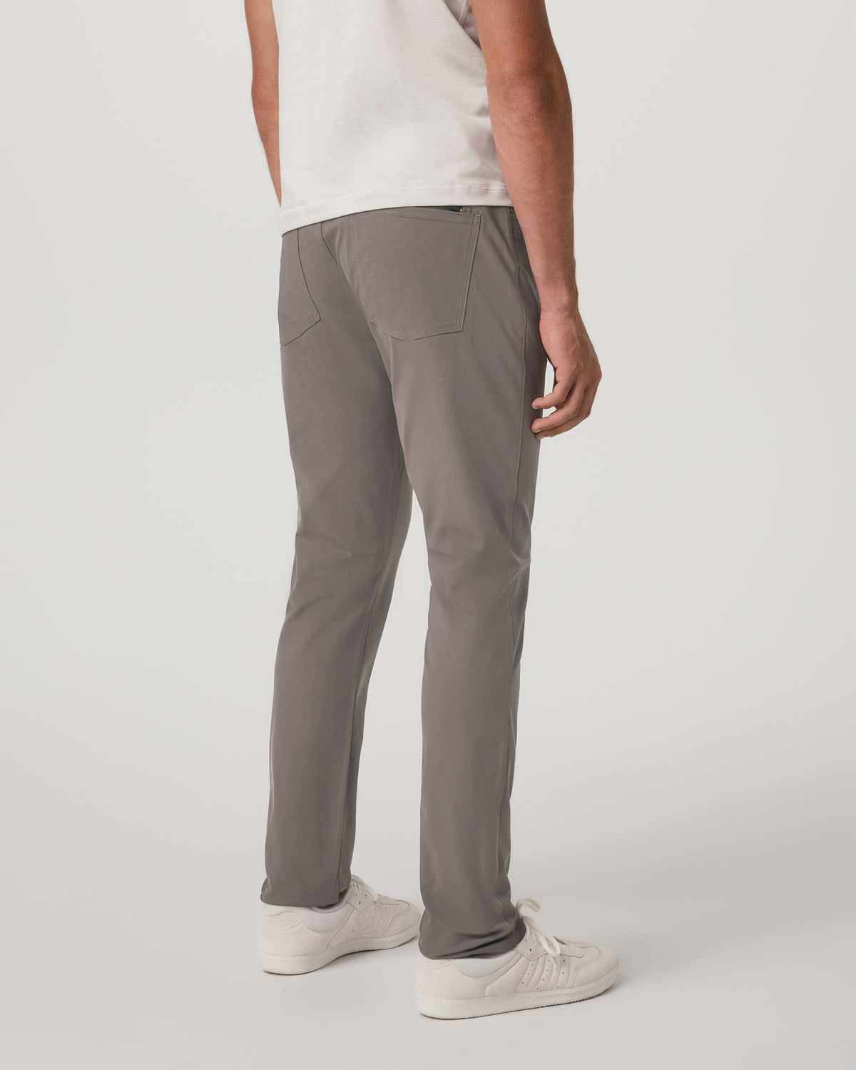 Meta Pant Athletic Slim Fit 30" Men's Warm Grey Pants | Vuori Discount